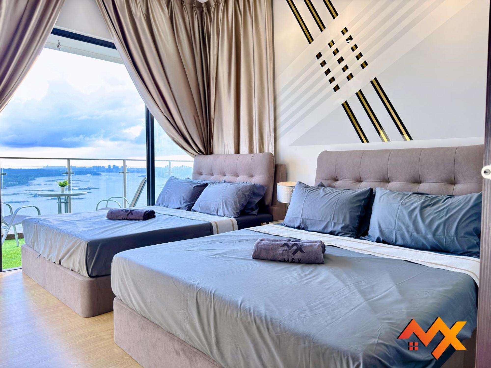 Pangsapuri Full Sea View Country Garden Danga Bay 11-13pax *