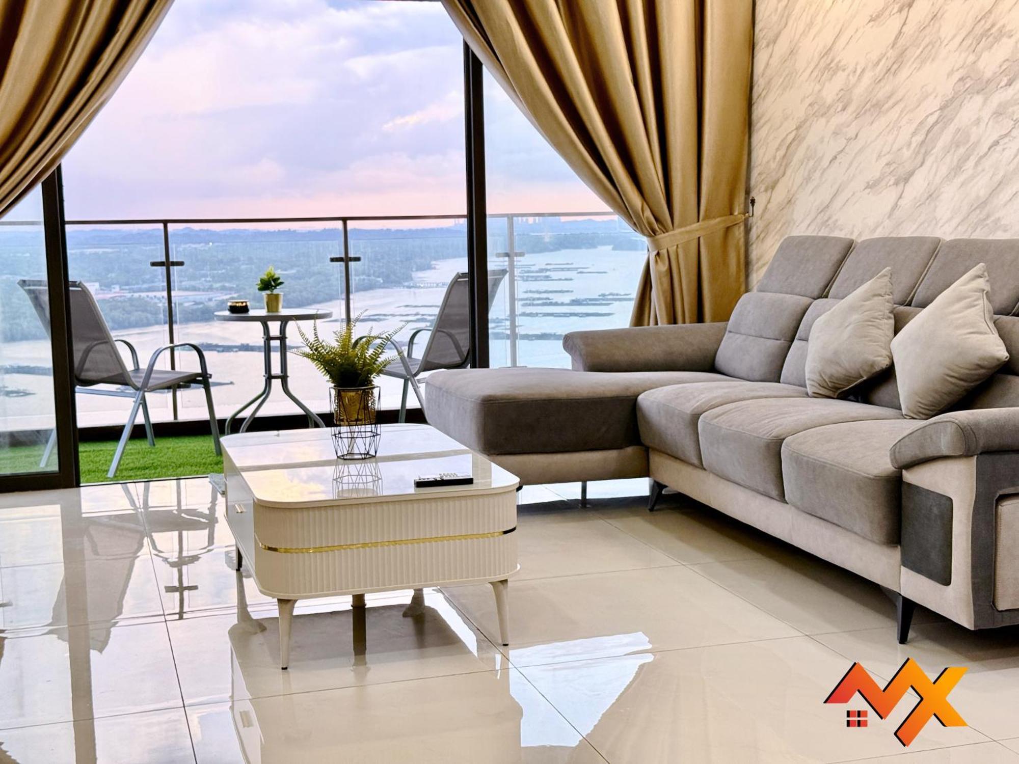 Full Sea View Country Garden Danga Bay 11-13pax Pangsapuri Johor Bahru