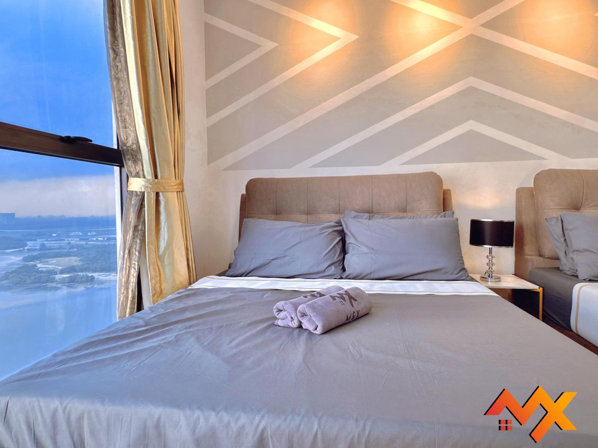 Full Sea View Country Garden Danga Bay 11-13pax Pangsapuri