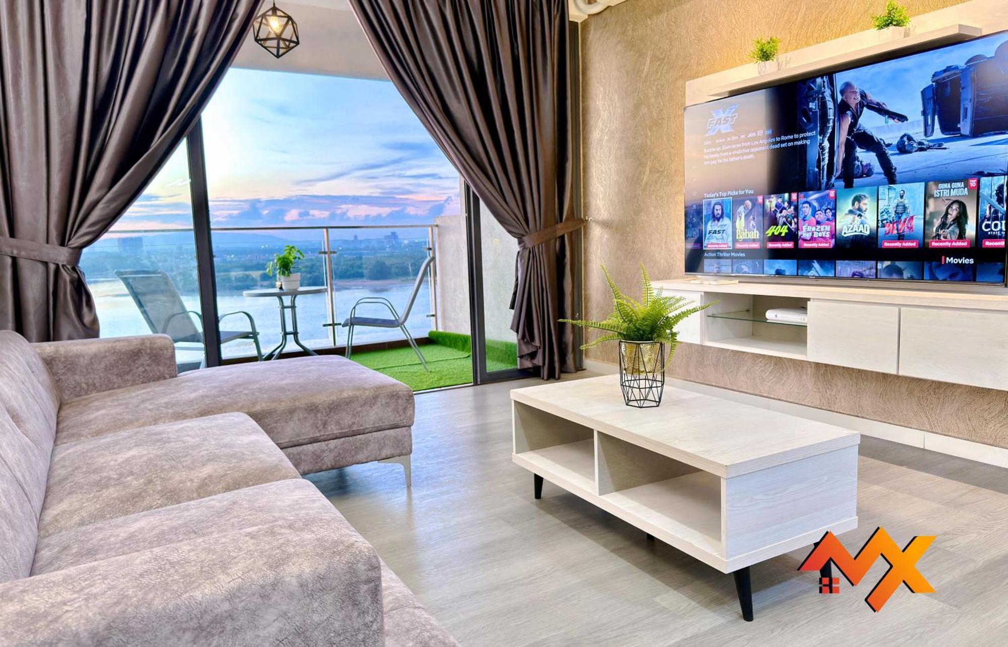 Full Sea View Country Garden Danga Bay 11-13pax *