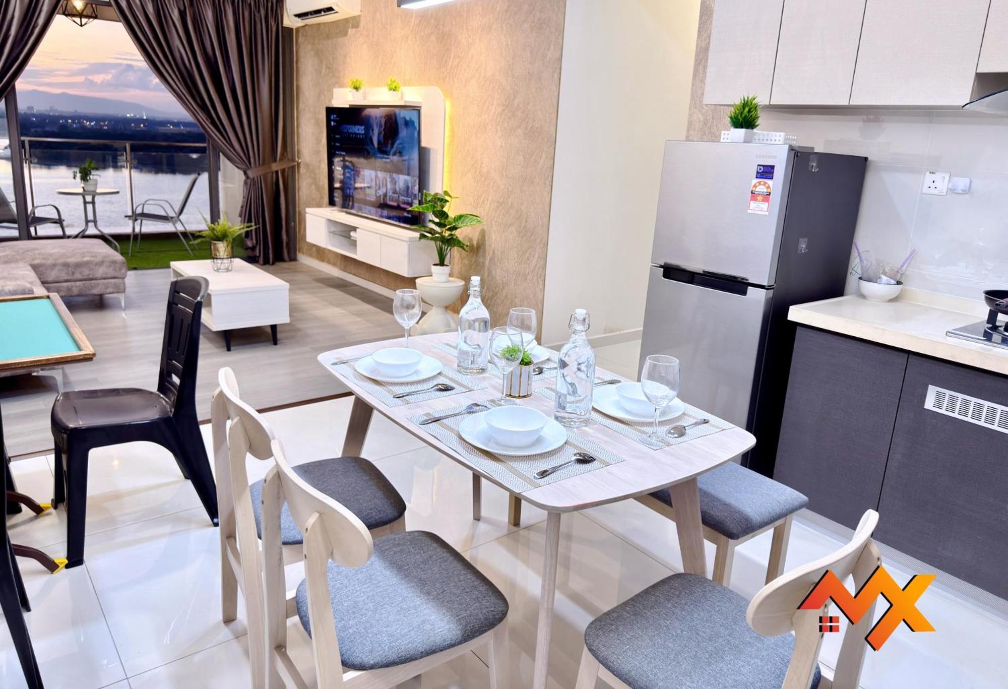 Full Sea View Country Garden Danga Bay 11-13pax Pangsapuri