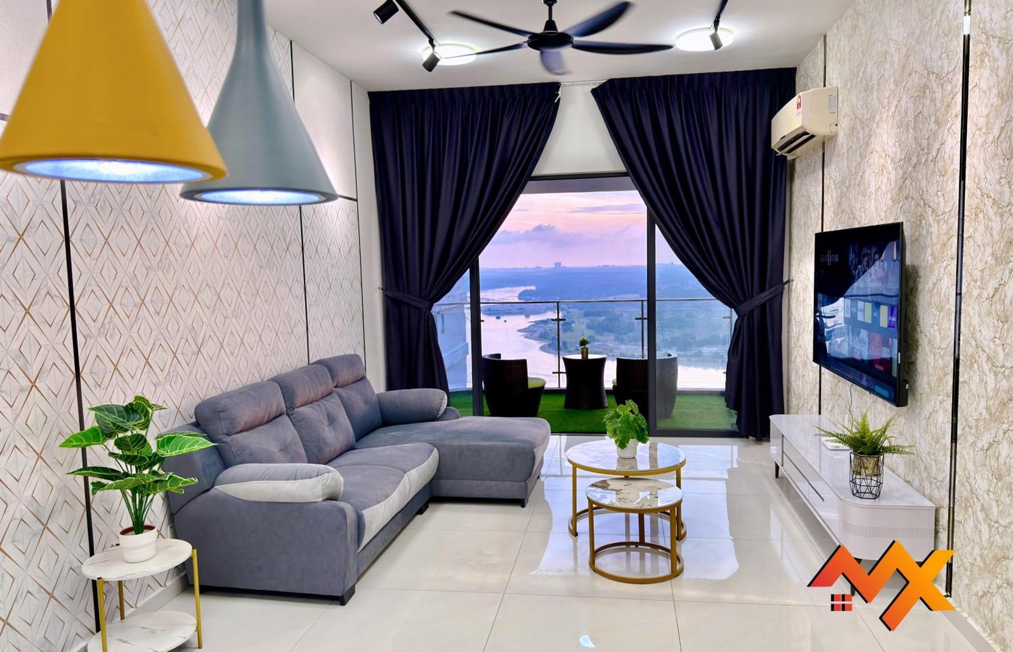 Pangsapuri Full Sea View Country Garden Danga Bay 11-13pax